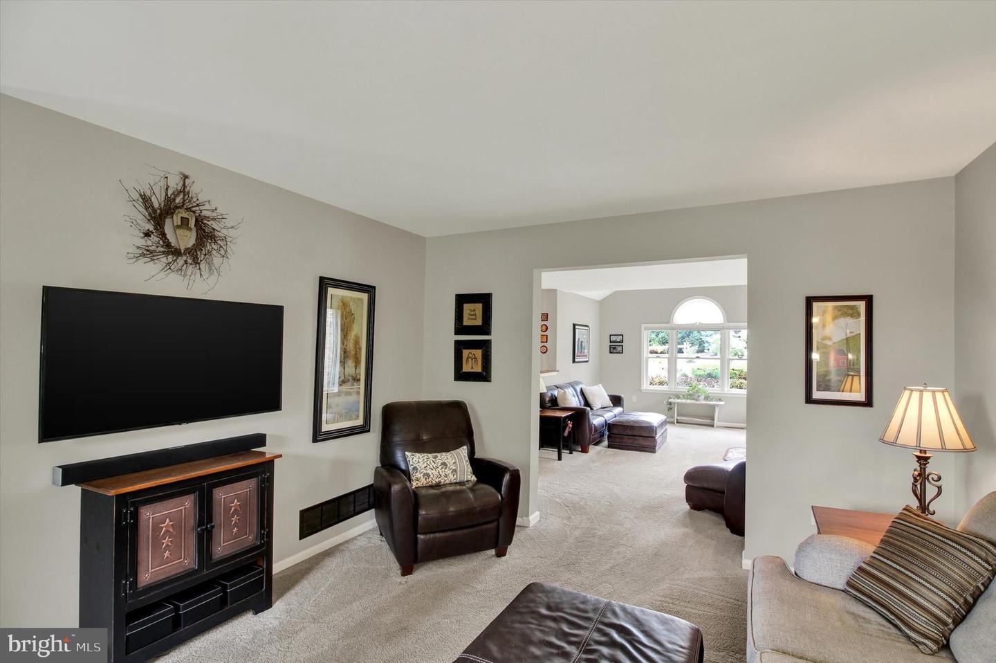 6765 Windermere Ct Property Photo 14