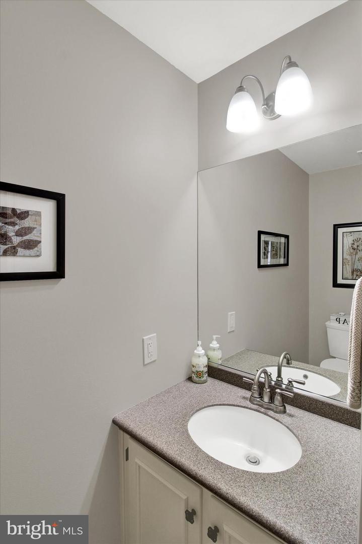 6765 Windermere Ct Property Photo 28