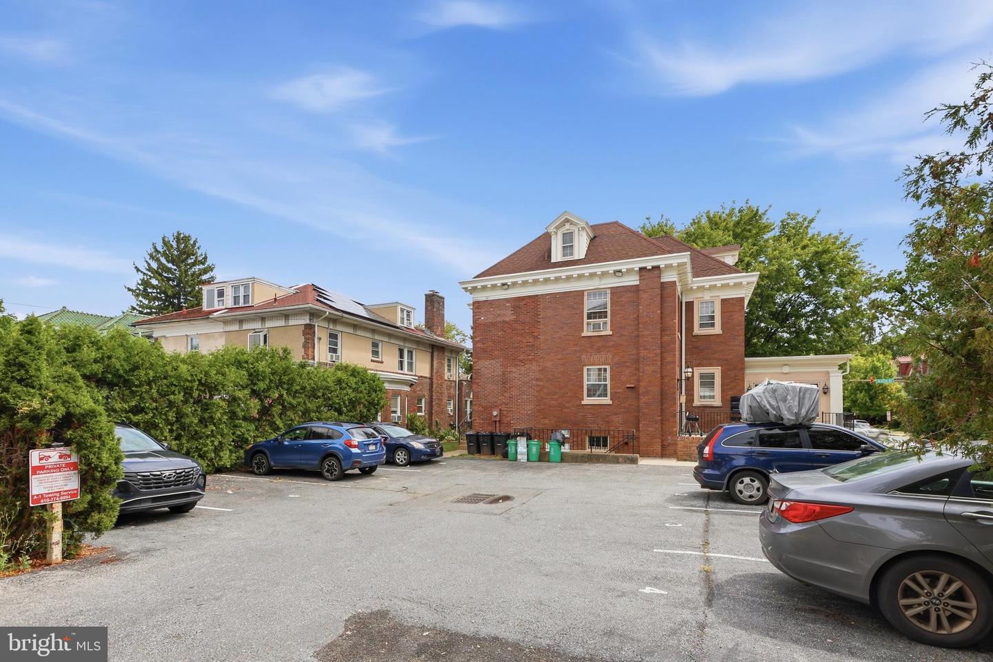 202 N 17th St #apt D Property Photo 14