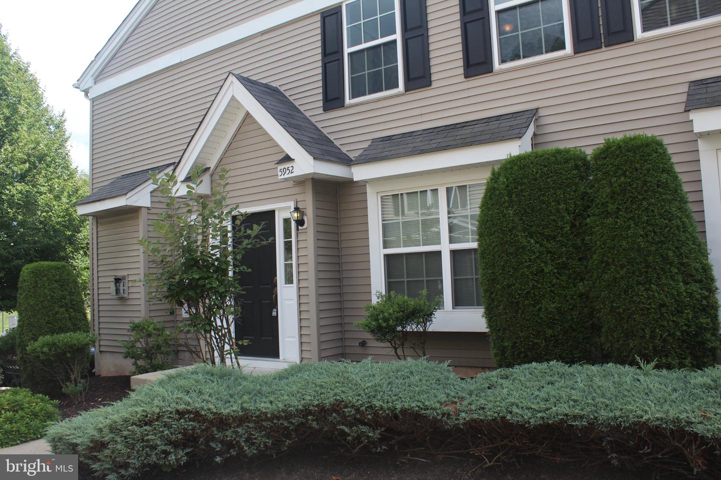 5952 SARATOGA LN