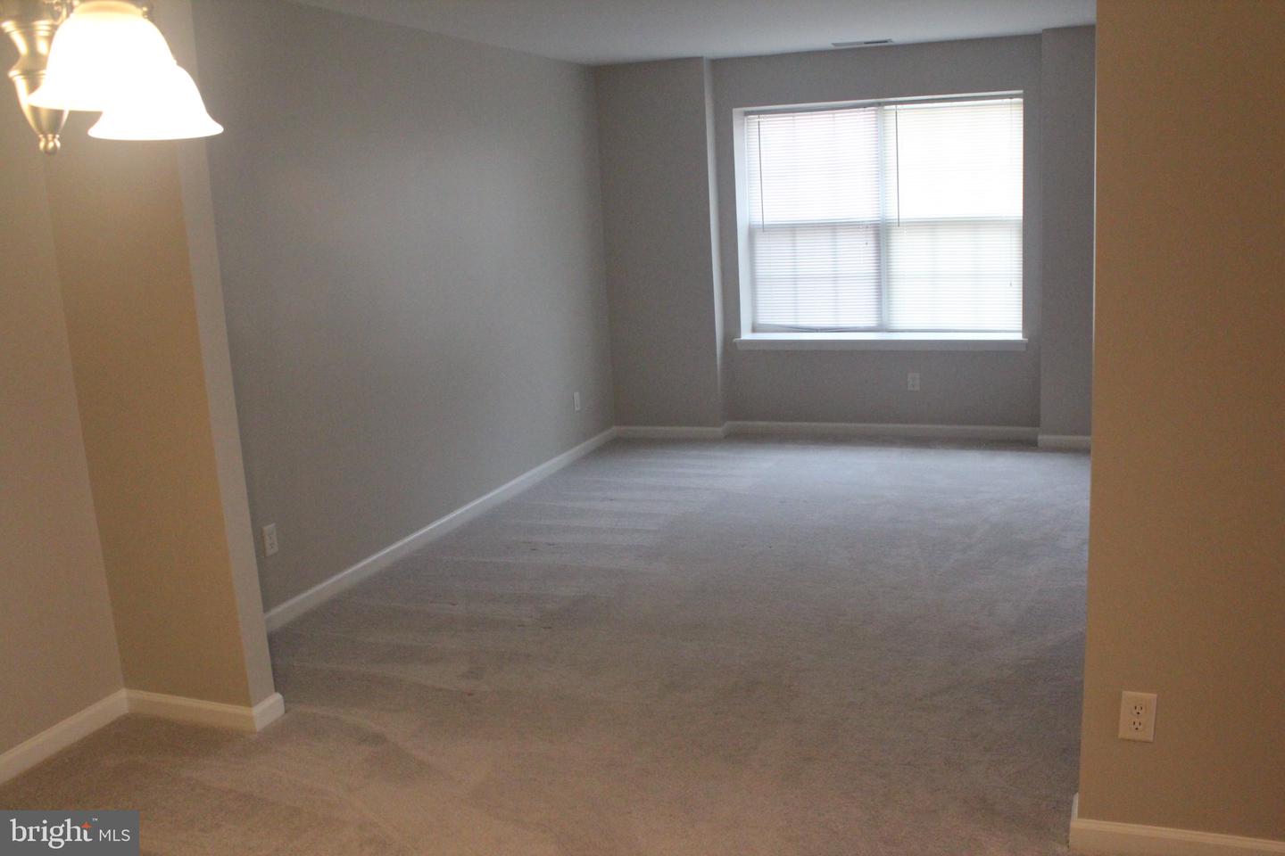 5952 Saratoga Ln Property Photo 13