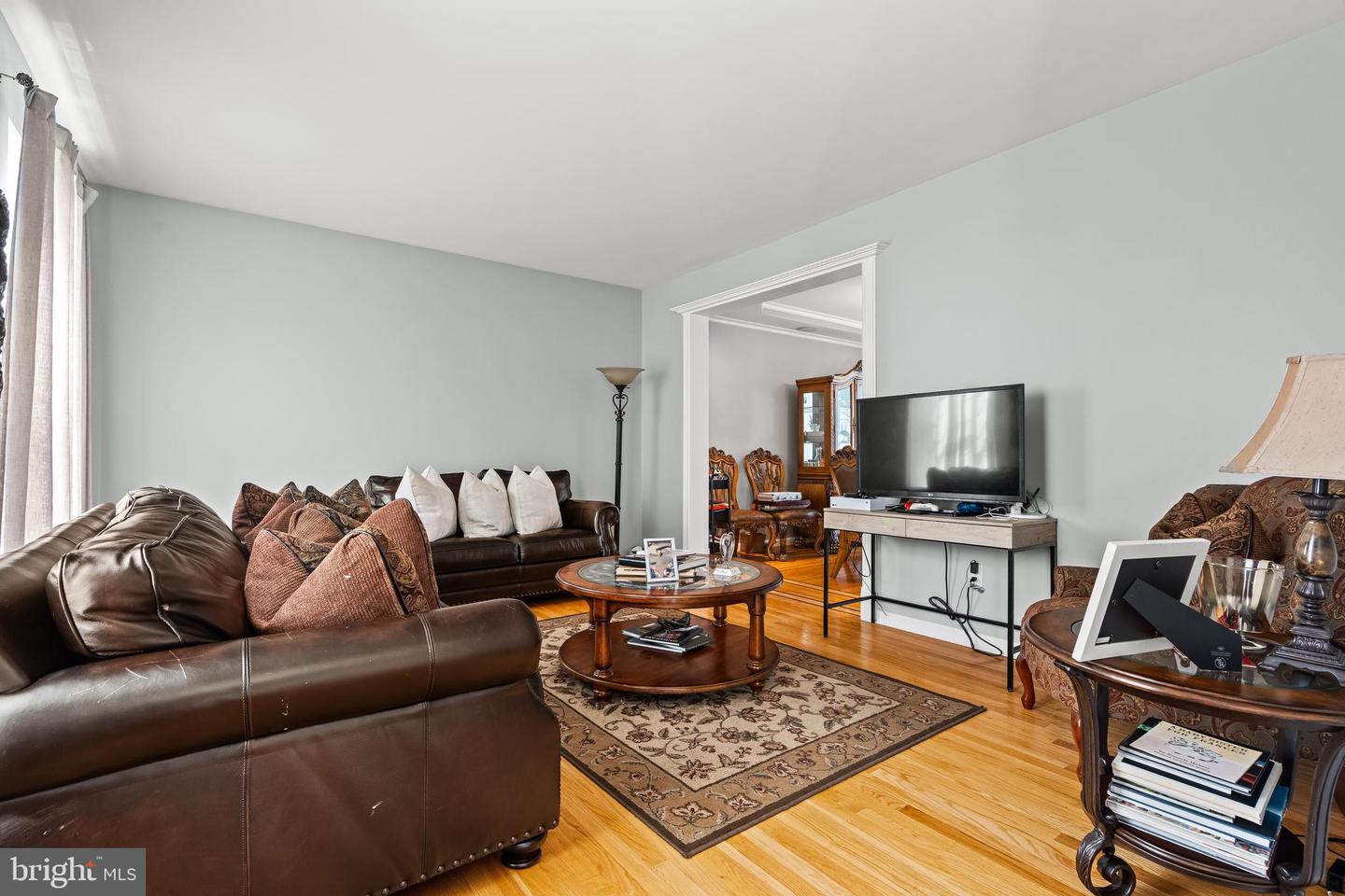 2305 Aberdeen Way Property Photo 9