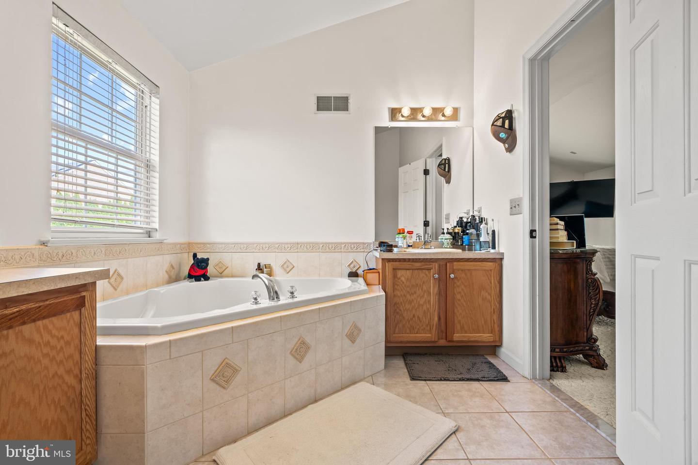 2305 Aberdeen Way Property Photo 34