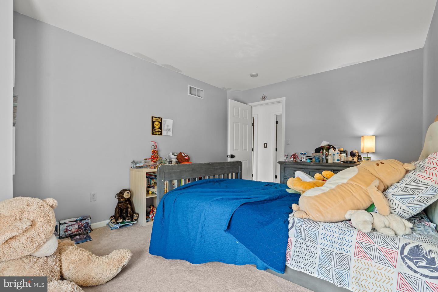 2305 Aberdeen Way Property Photo 43