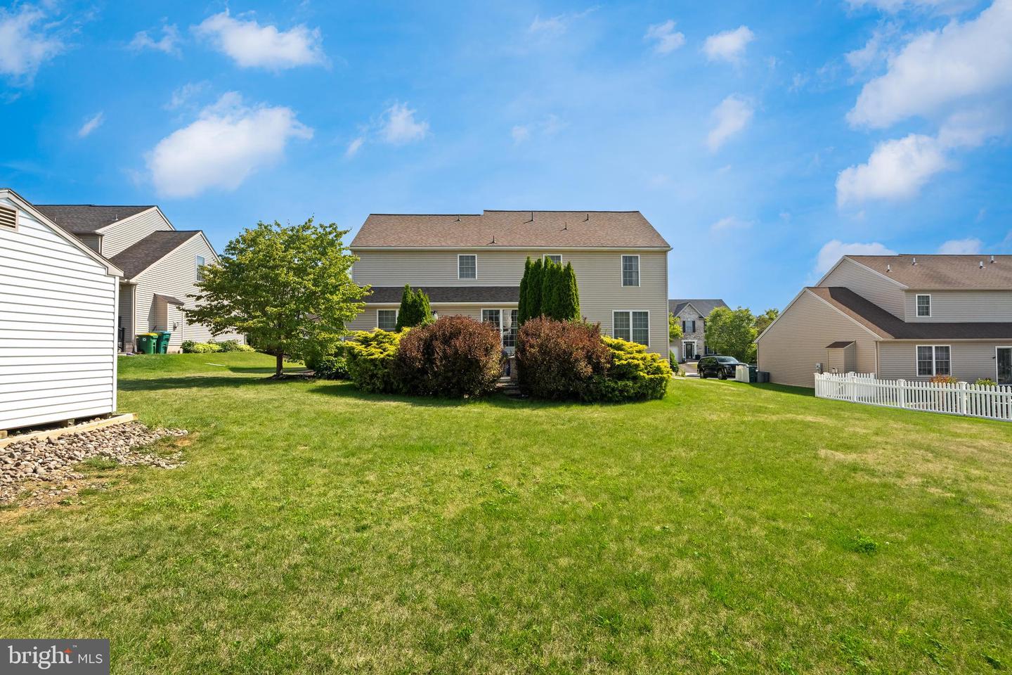 2305 Aberdeen Way Property Photo 49