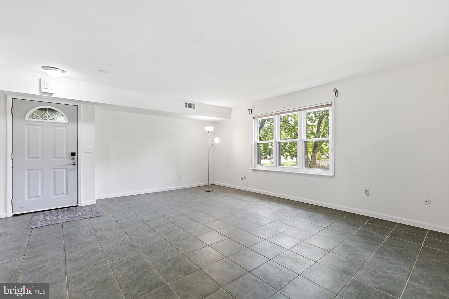 1701 Saratoga Ct Property Photo 10