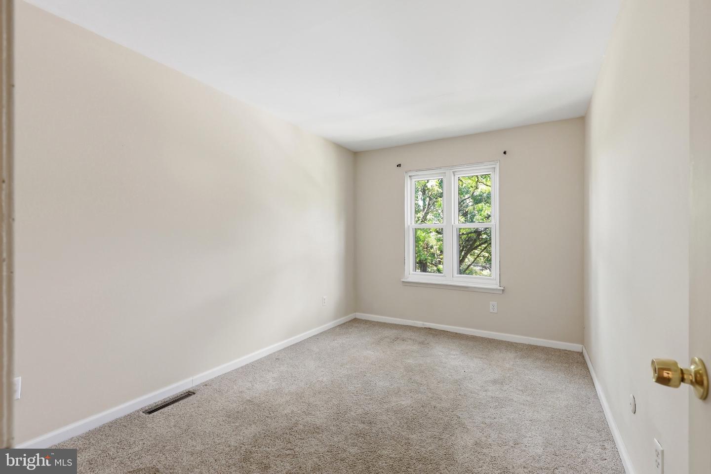 1701 Saratoga Ct Property Photo 19