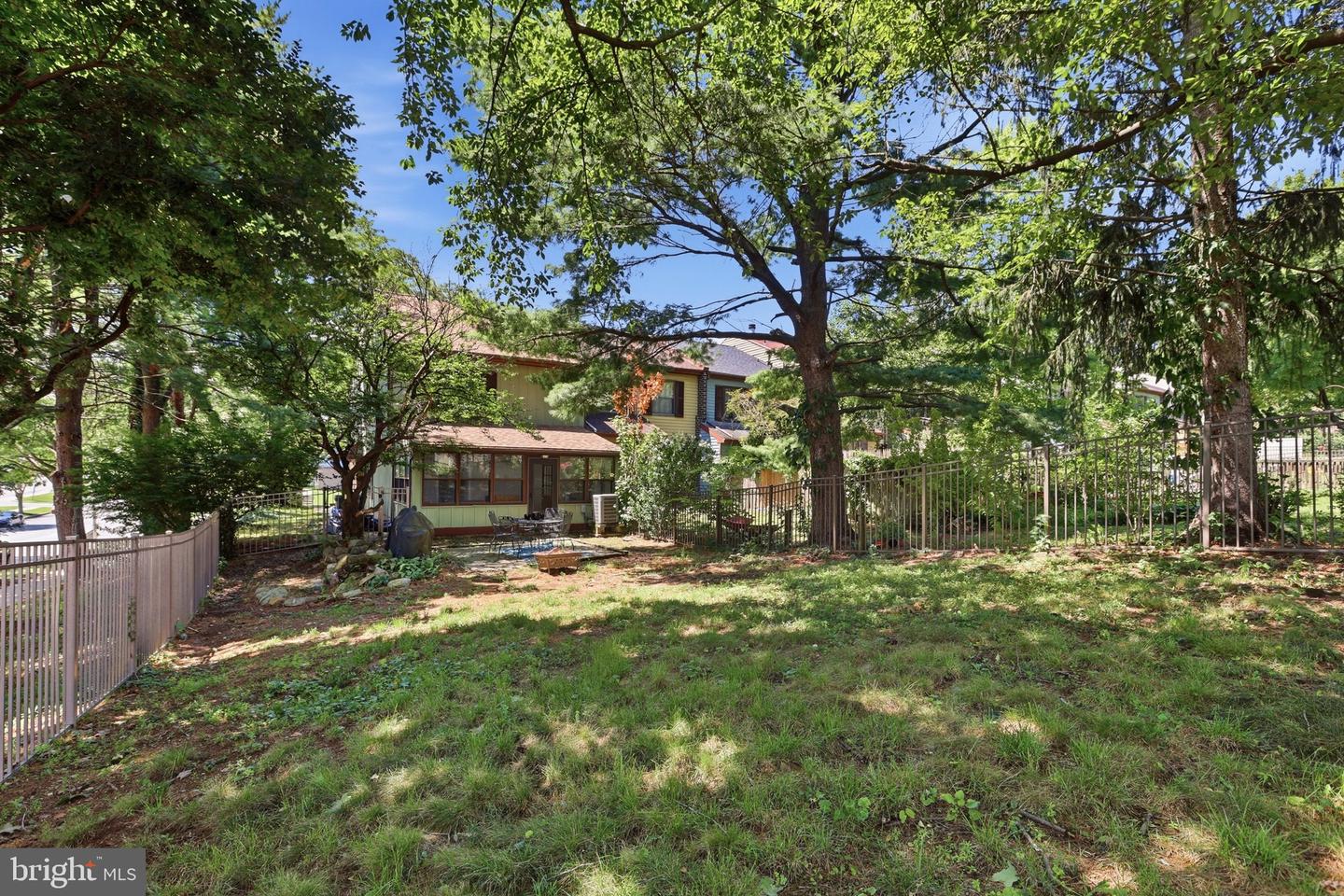 1701 Saratoga Ct Property Photo 37