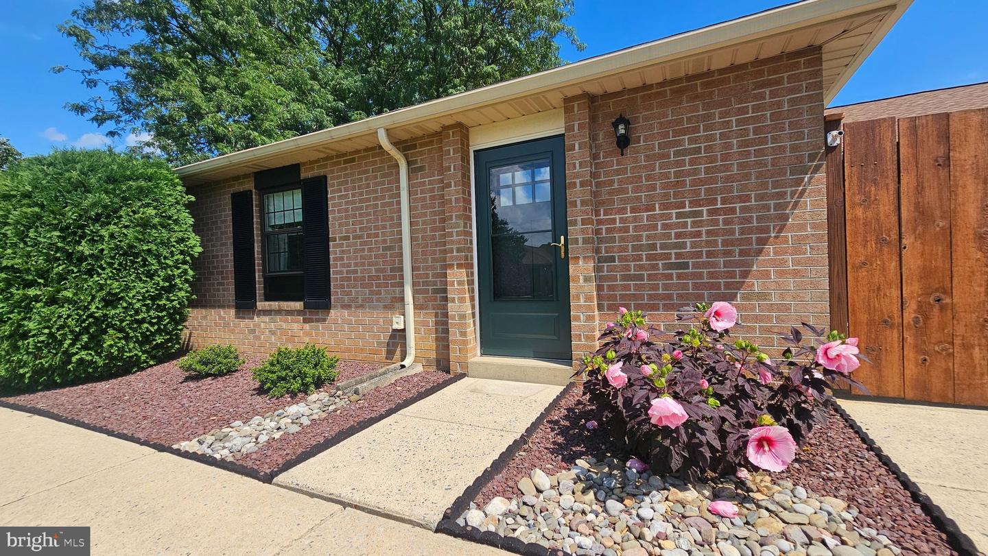 2870 Springhaven Pl Property Photo 2