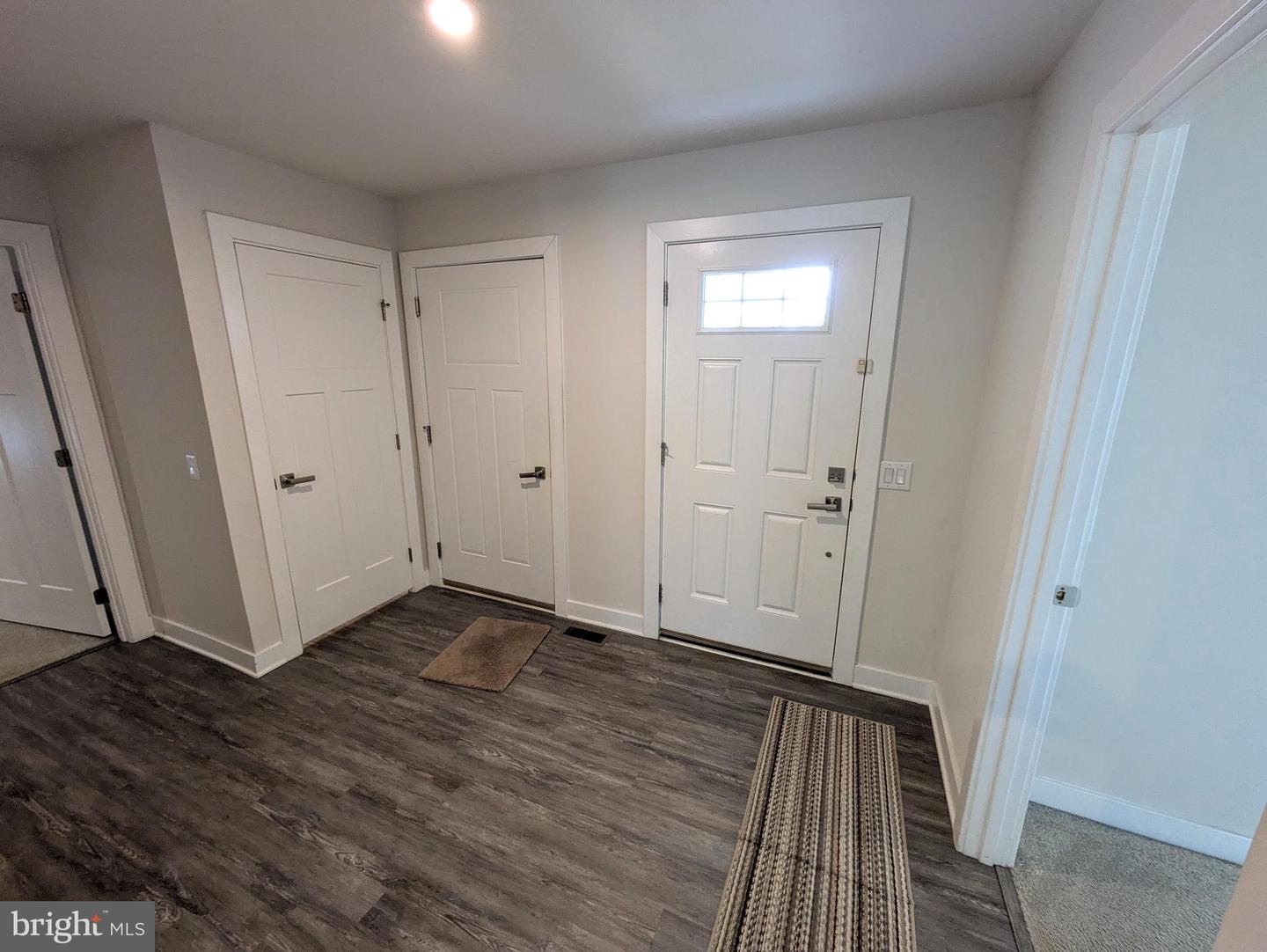 4220 Cypress Ln Property Photo 2