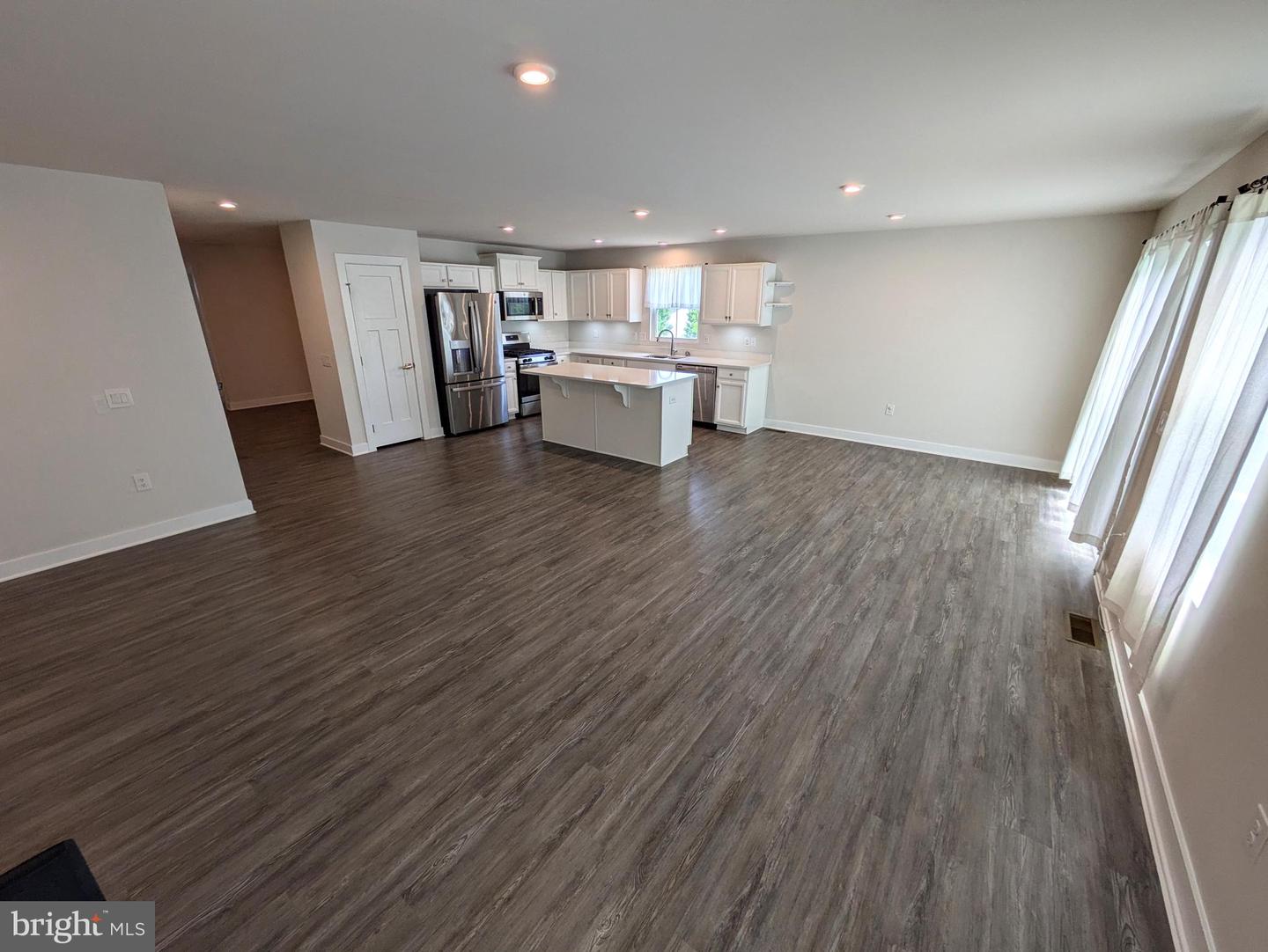 4220 Cypress Ln Property Photo 6