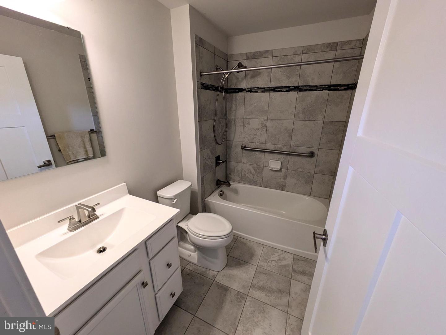 4220 Cypress Ln Property Photo 10