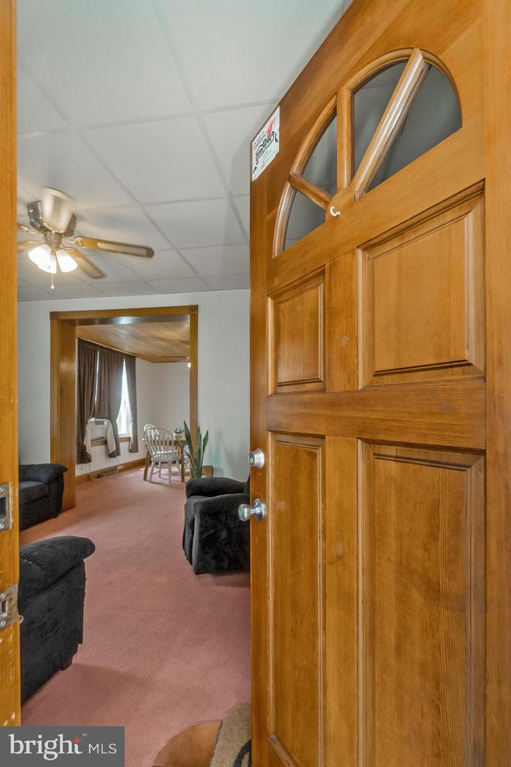 536 W Washington St Property Photo 20