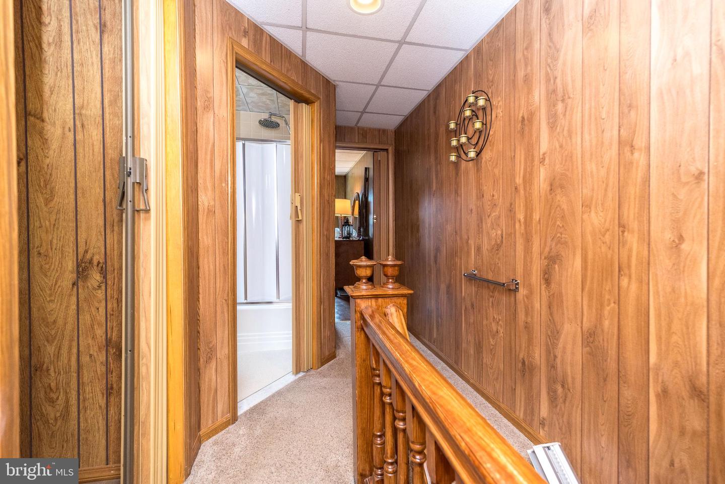 1032 W Allen St Property Photo 13