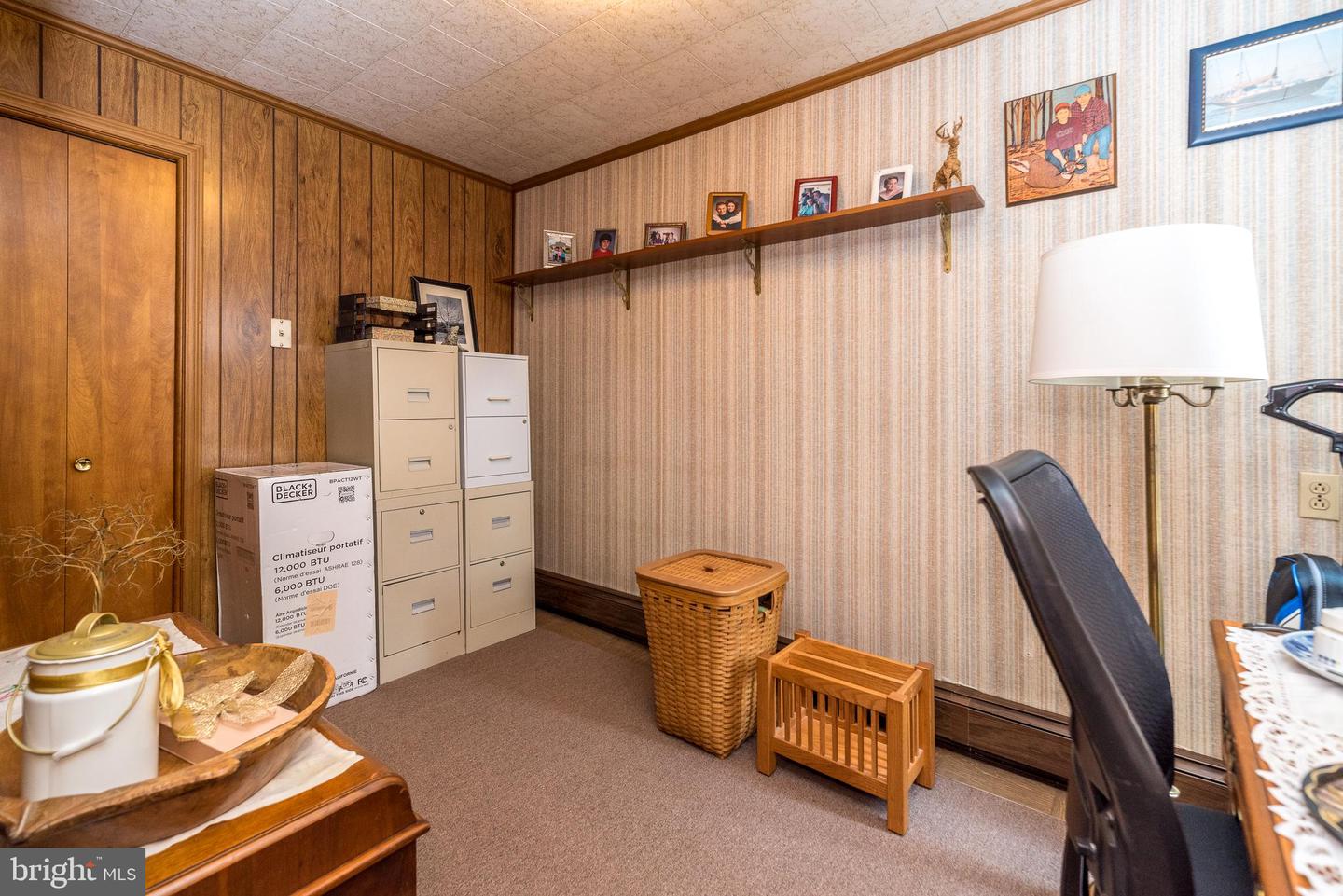 1032 W Allen St Property Photo 19