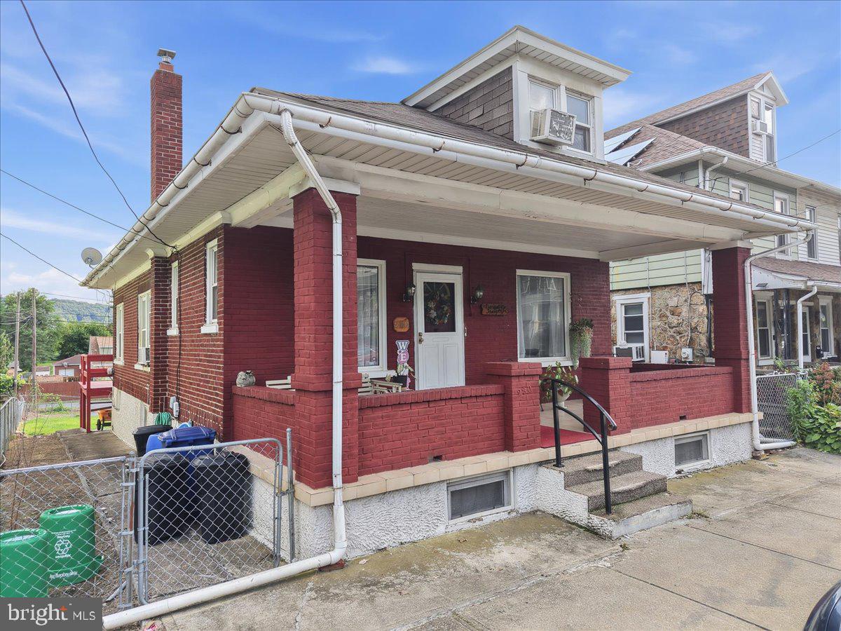 230 E Susquehanna St Property Photo 4