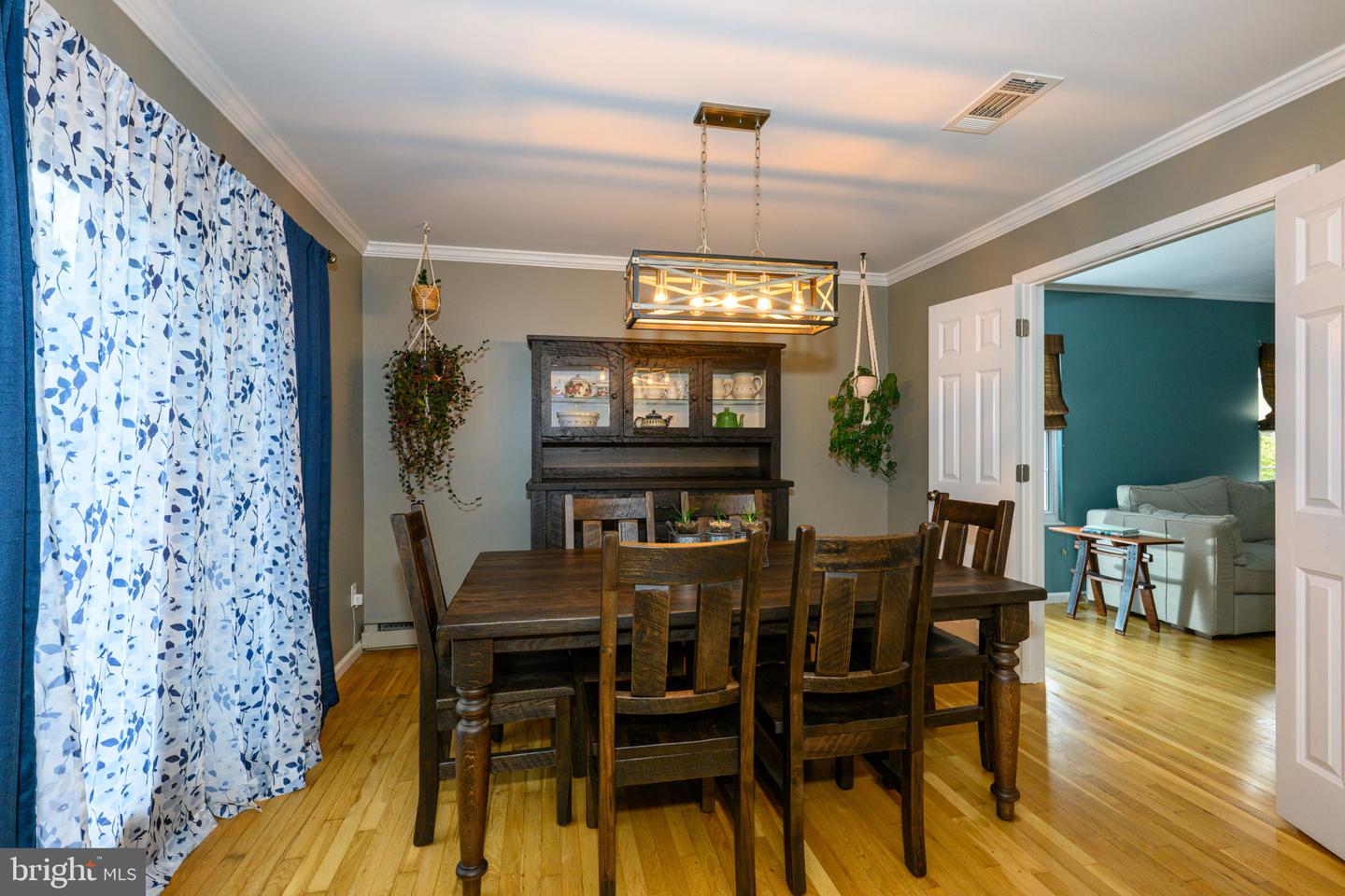 4442 Adams St Property Photo 5