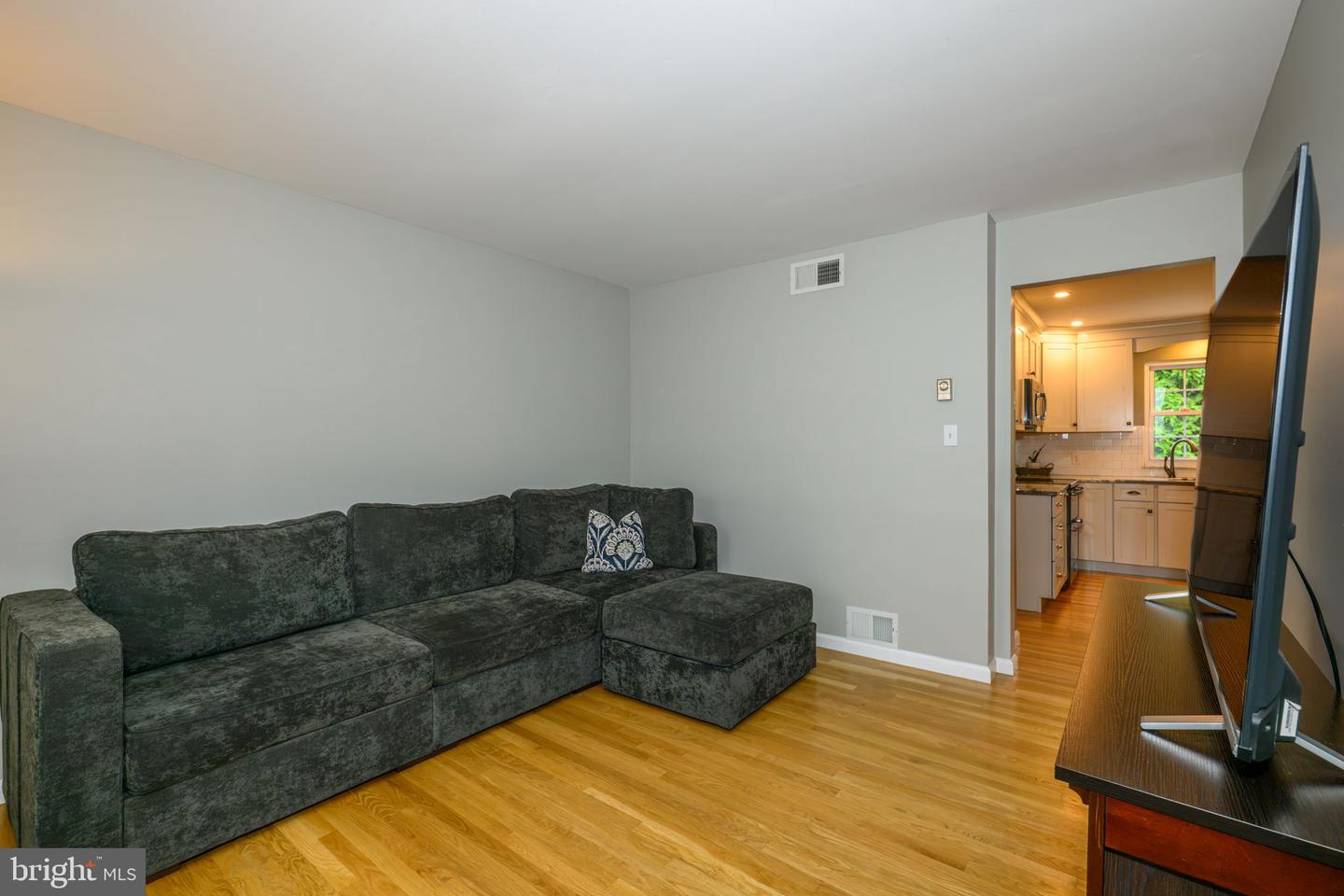 4442 Adams St Property Photo 7
