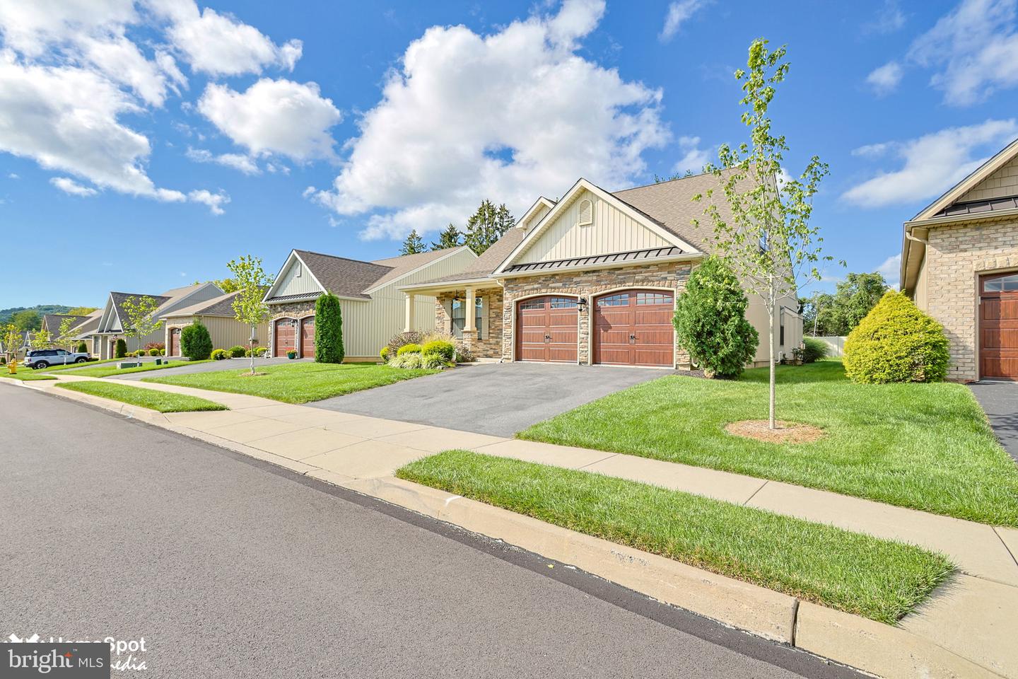 3551 Daylily Dr Property Photo 5