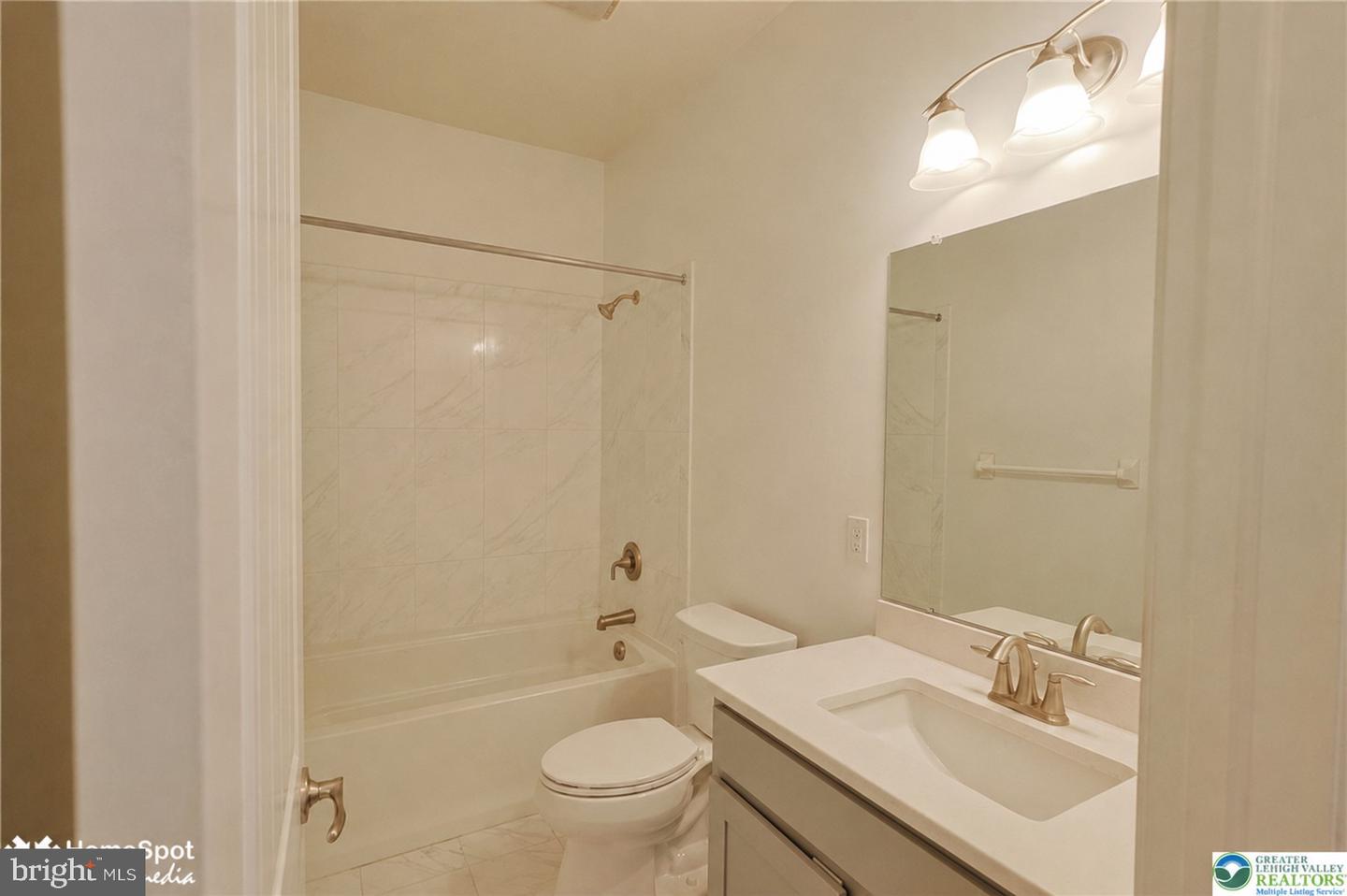 3551 Daylily Dr Property Photo 17