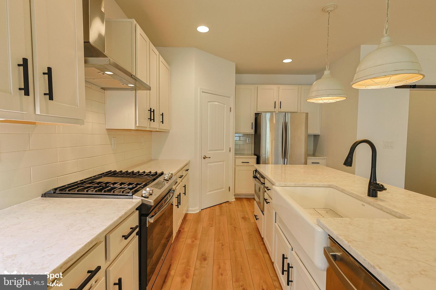3551 Daylily Dr Property Photo 28