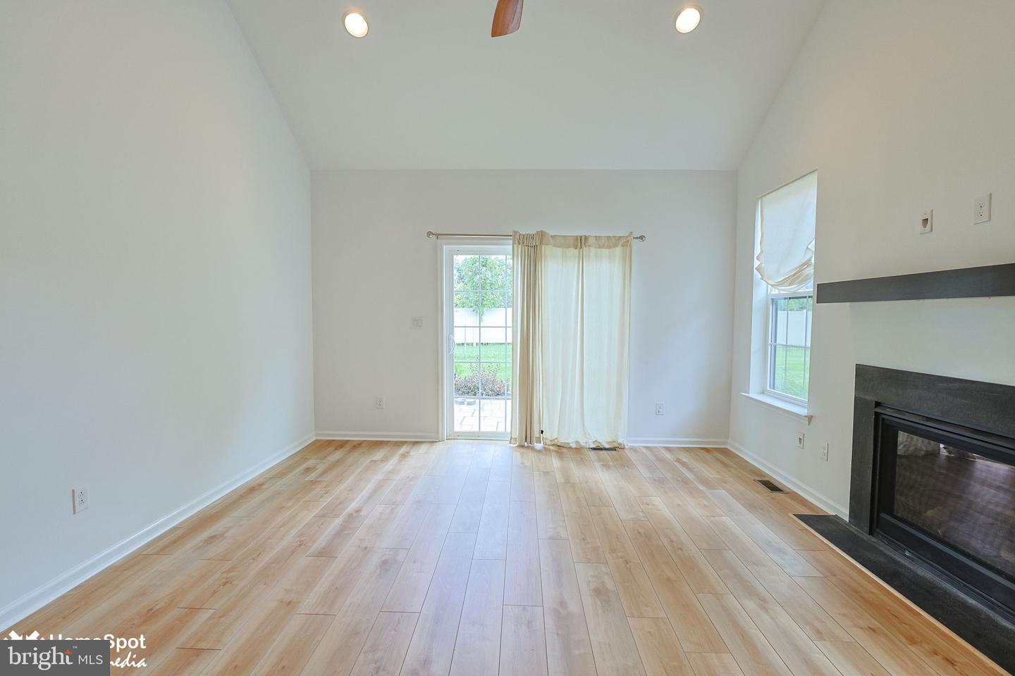 3551 Daylily Dr Property Photo 30