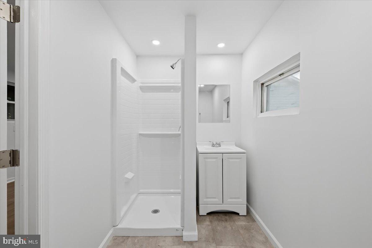 5136 Mckinley Ave Property Photo 28