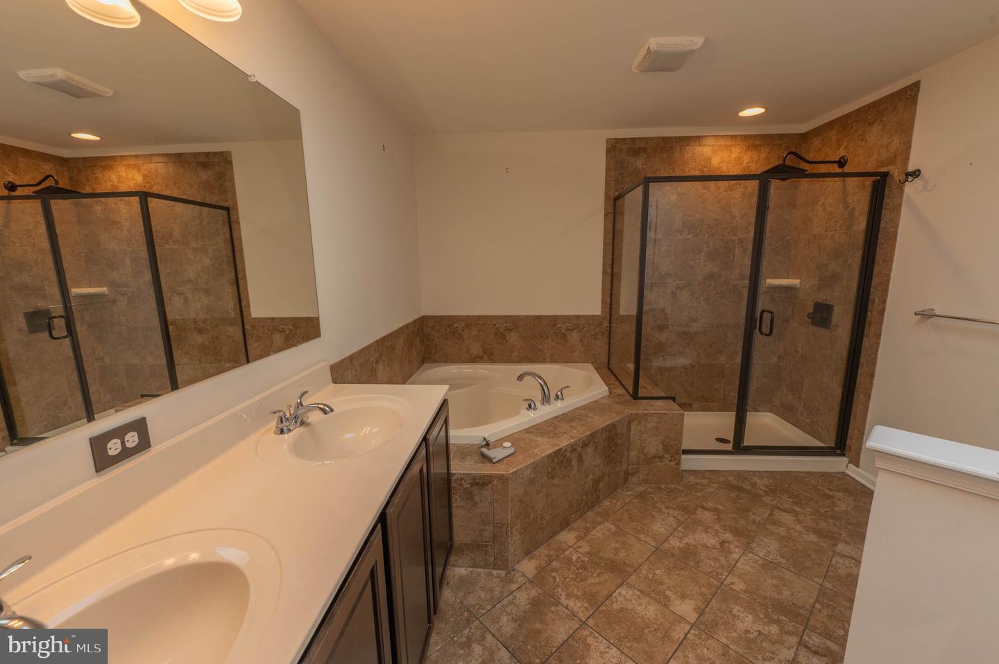 4480 Lenni Cir Property Photo 14