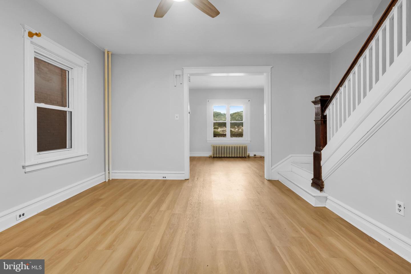 1225 Russell Property Photo 15