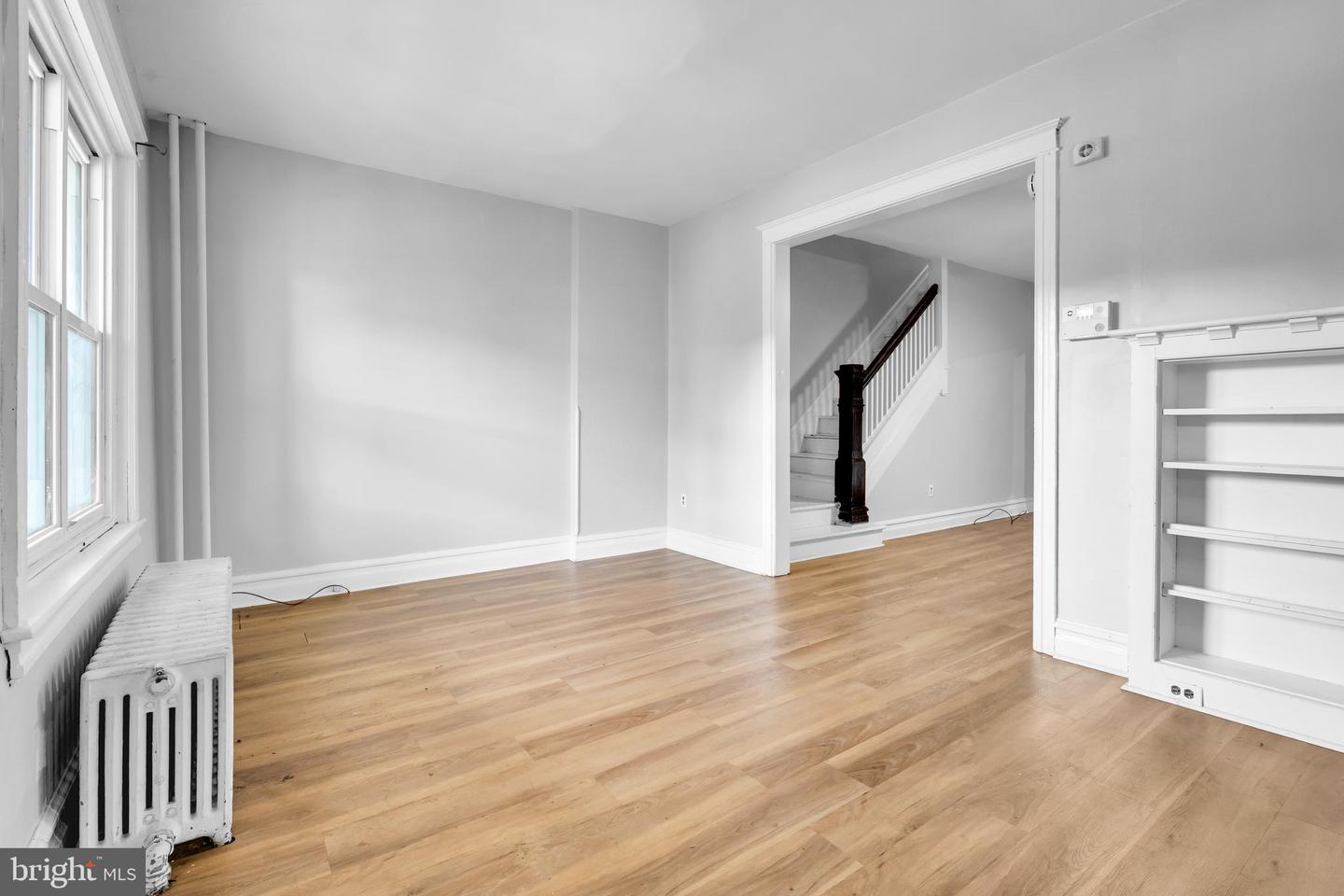 1225 Russell Property Photo 19