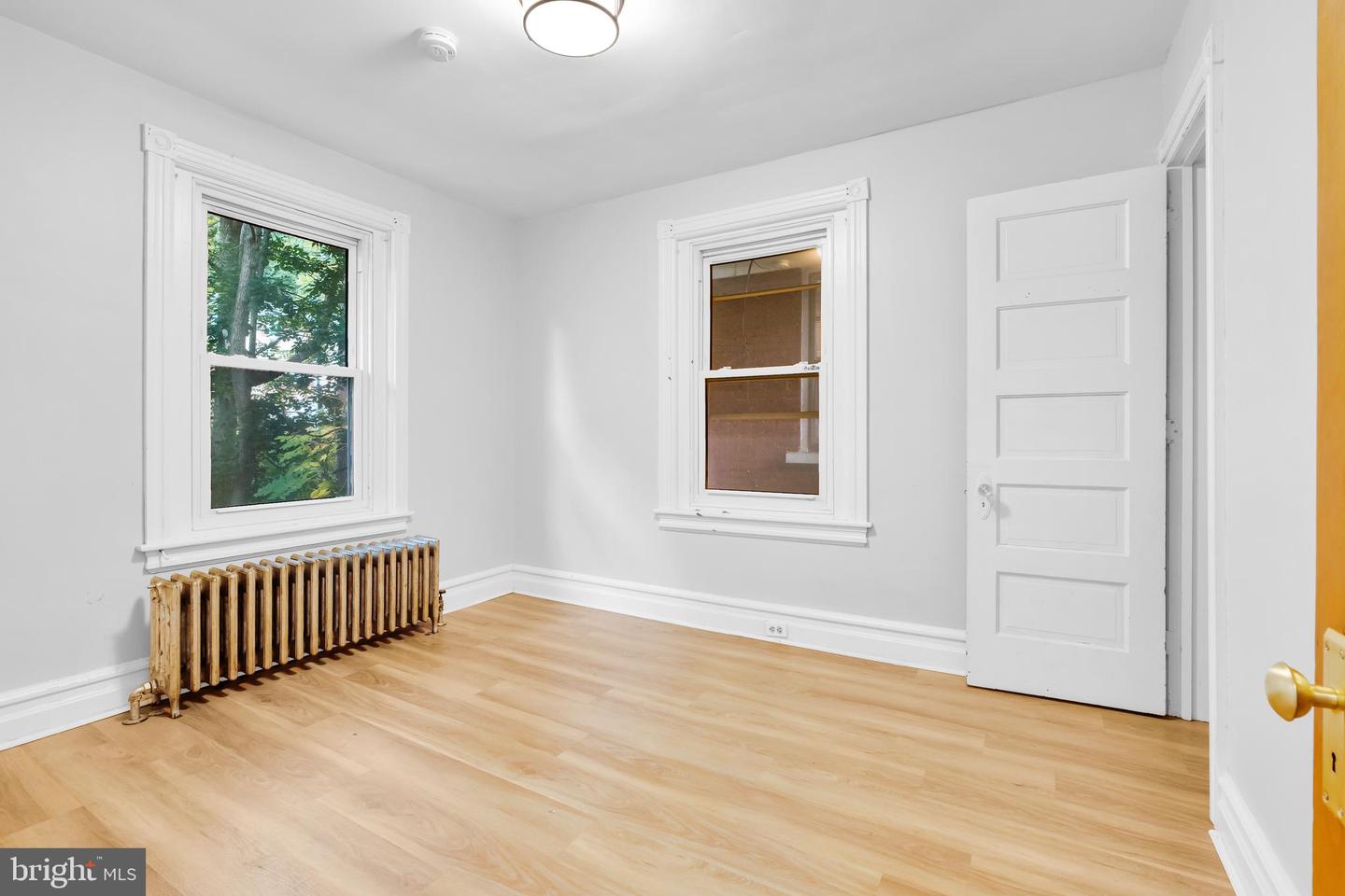 1225 Russell Property Photo 26