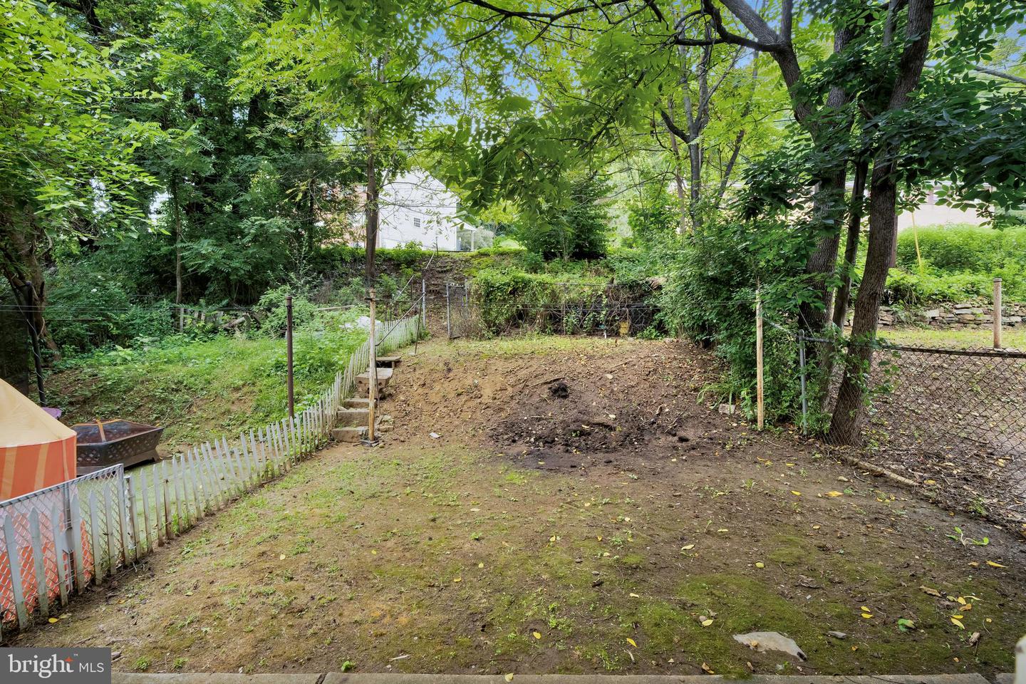 1225 Russell Property Photo 39