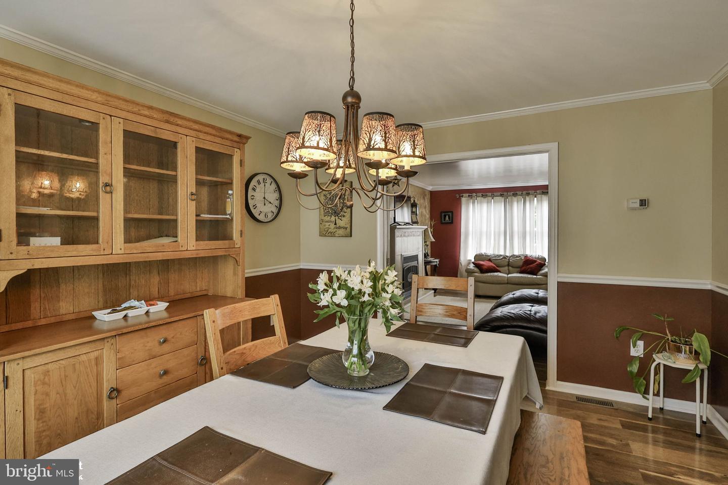 5016 Foxrun Ln Property Photo 15