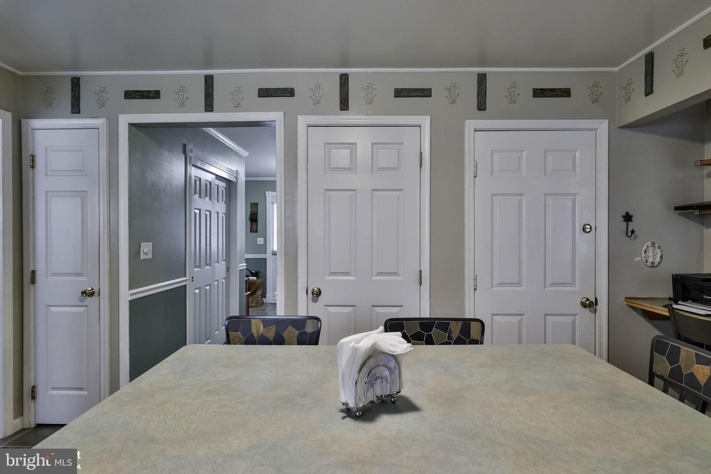 5016 Foxrun Ln Property Photo 22