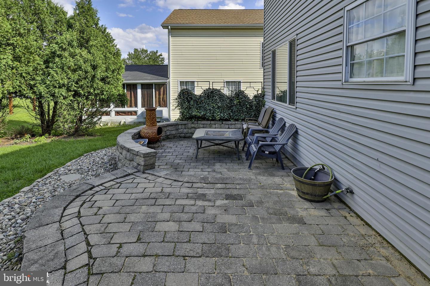 5016 Foxrun Ln Property Photo 68