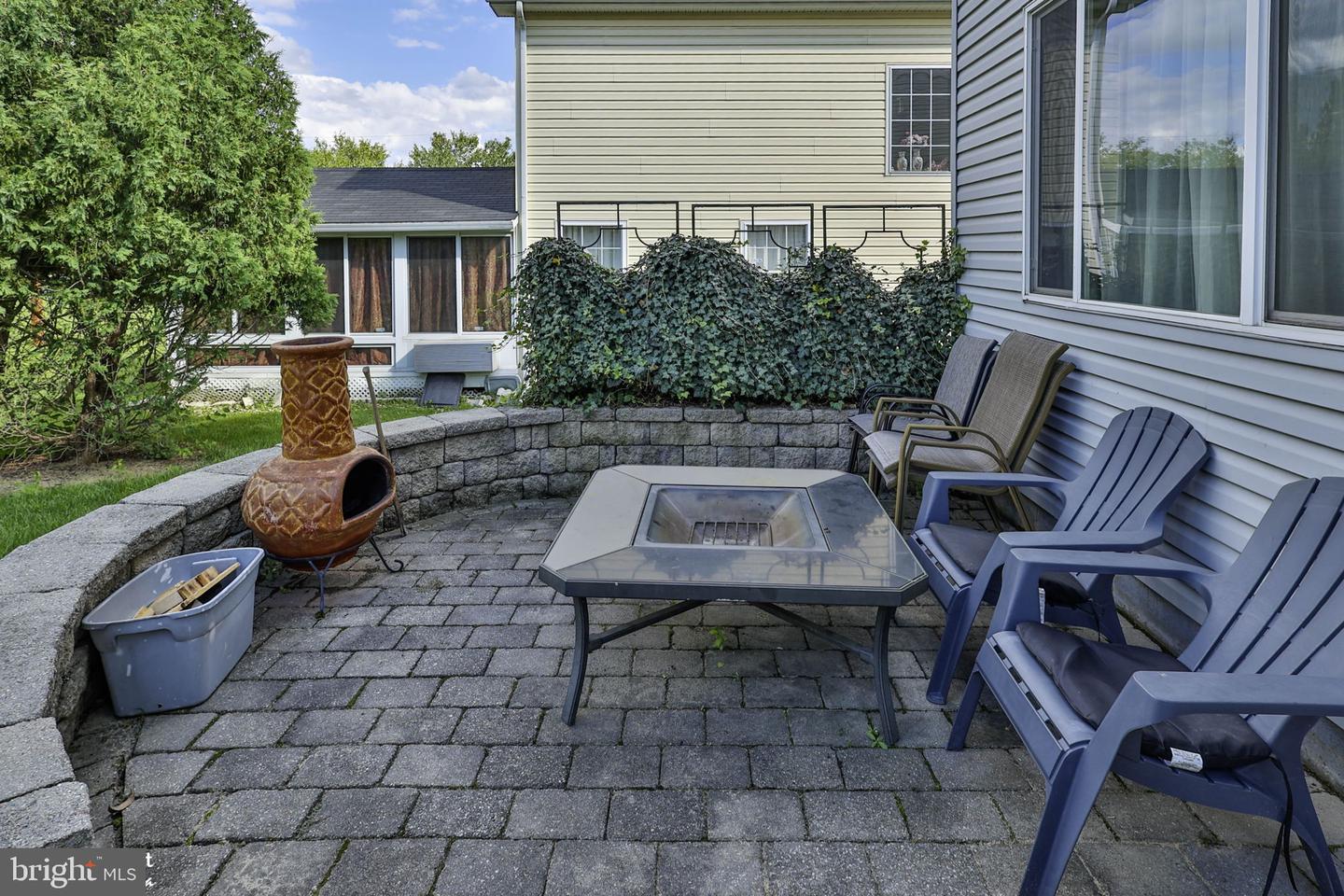 5016 Foxrun Ln Property Photo 70