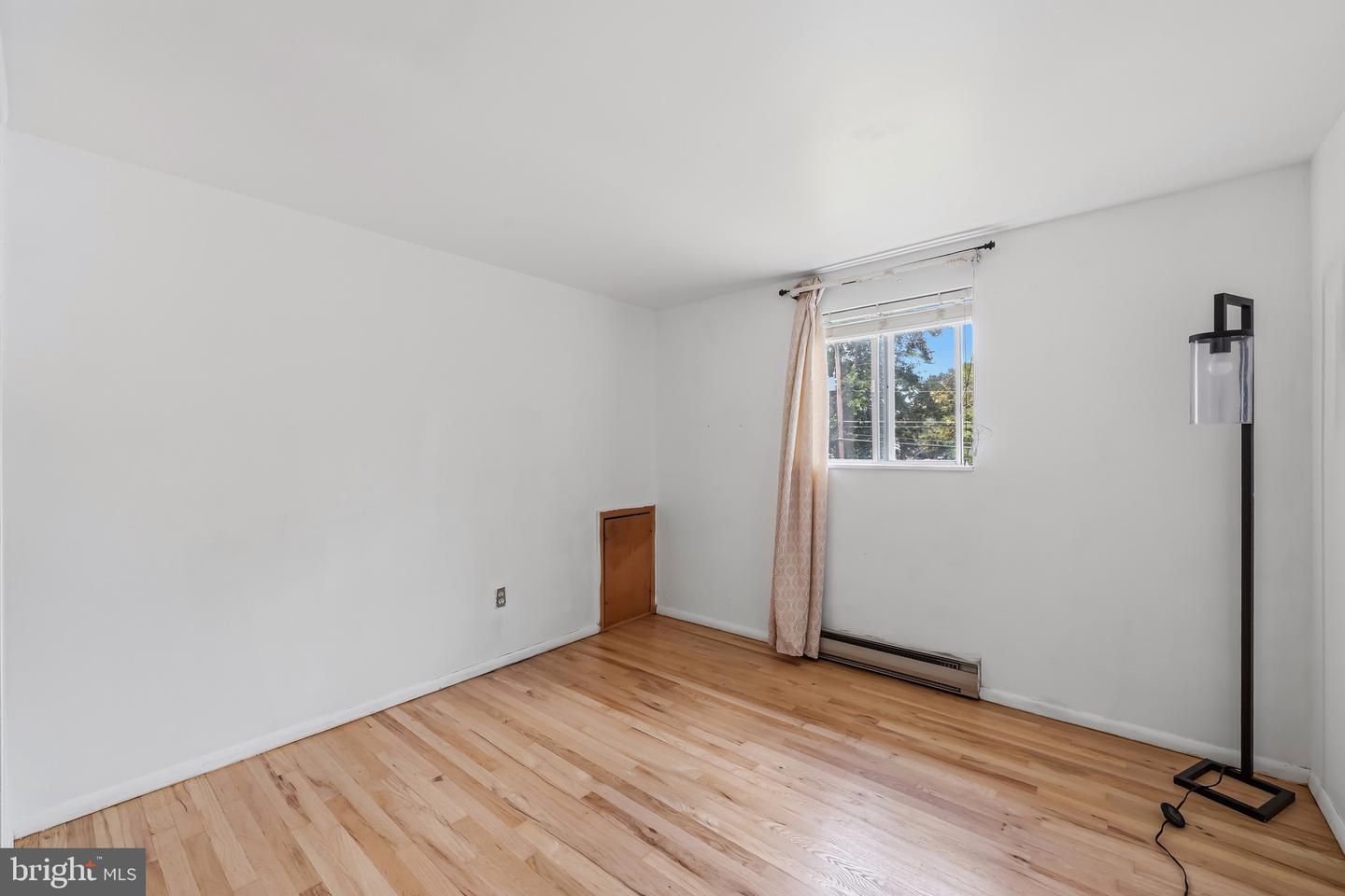1630 Whitehall Ave Property Photo 24