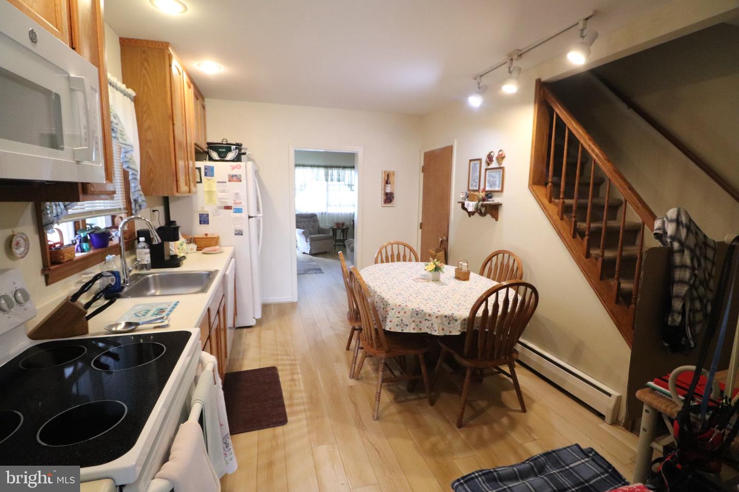 133 2nd St Property Photo 12