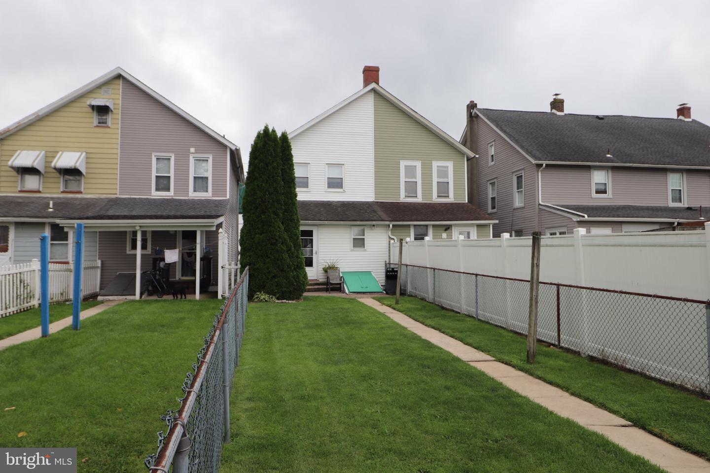 133 2nd St Property Photo 30