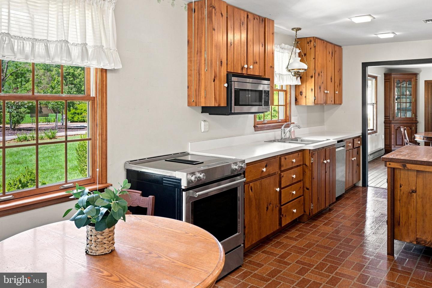 6771 Tollgate Rd Property Photo 13