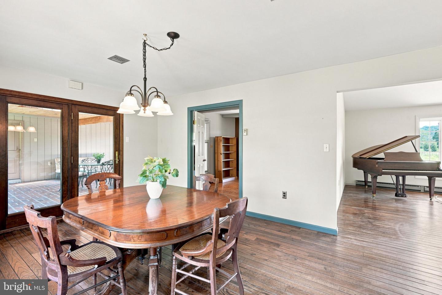 6771 Tollgate Rd Property Photo 17