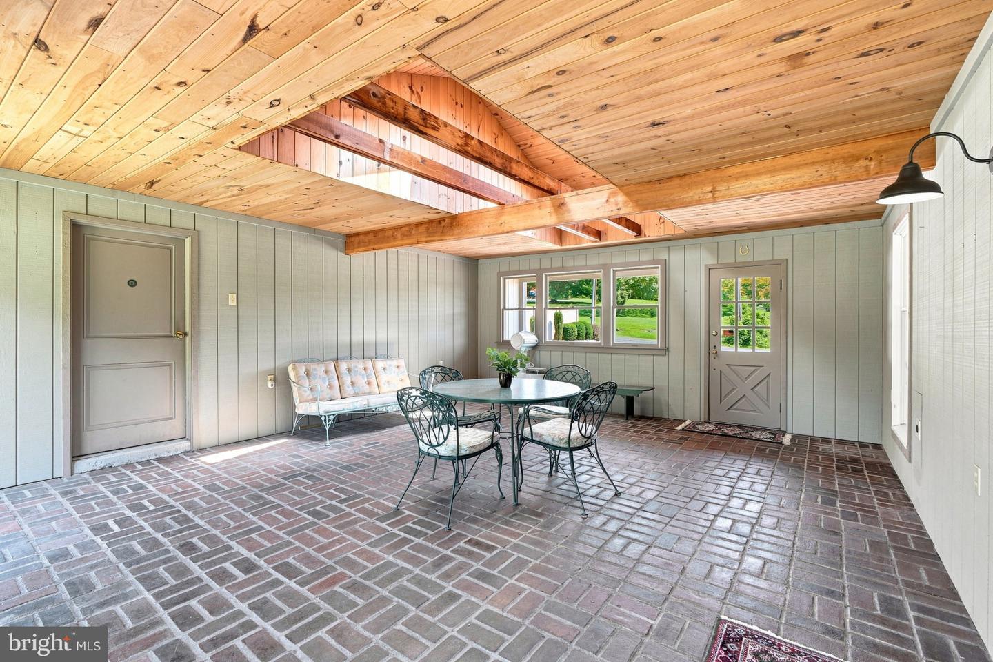 6771 Tollgate Rd Property Photo 20