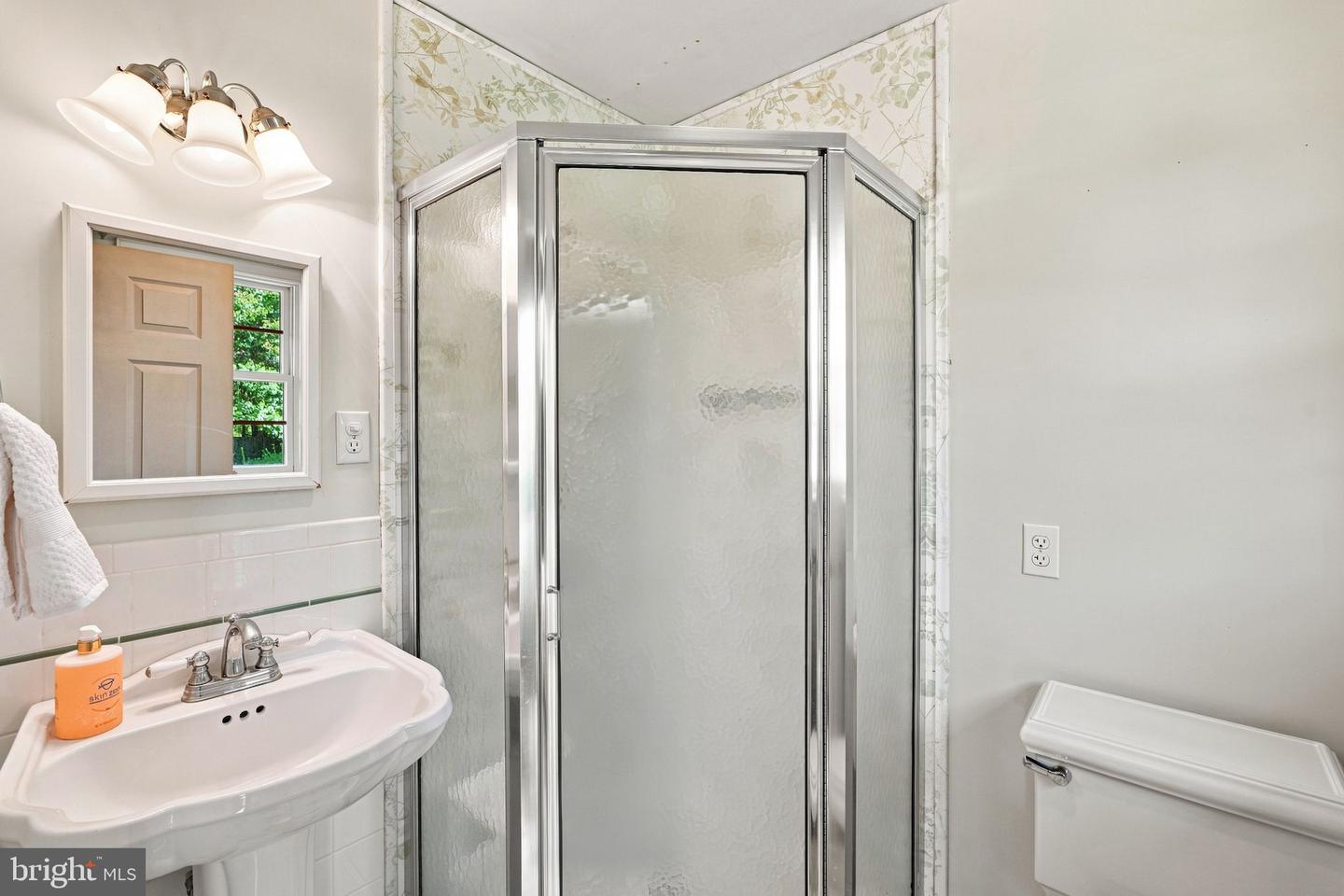 6771 Tollgate Rd Property Photo 23