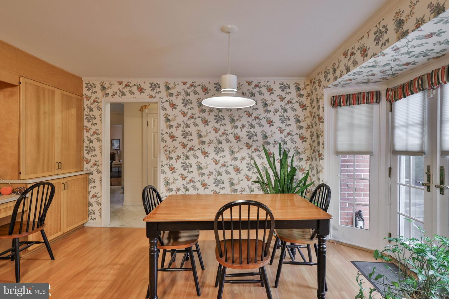 926 N Arch St Property Photo 15