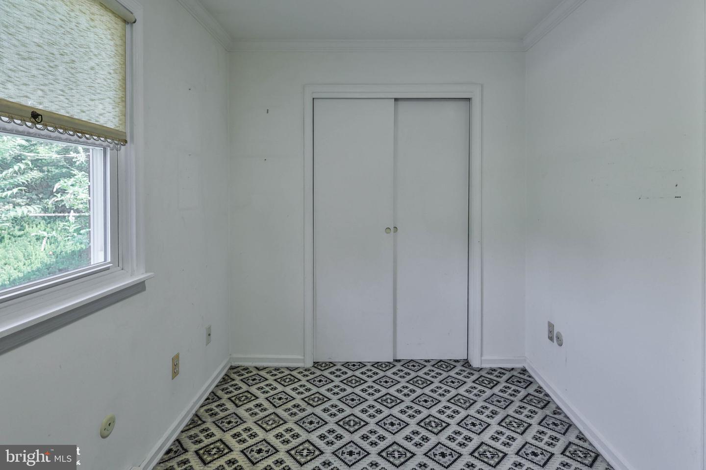 926 N Arch St Property Photo 18