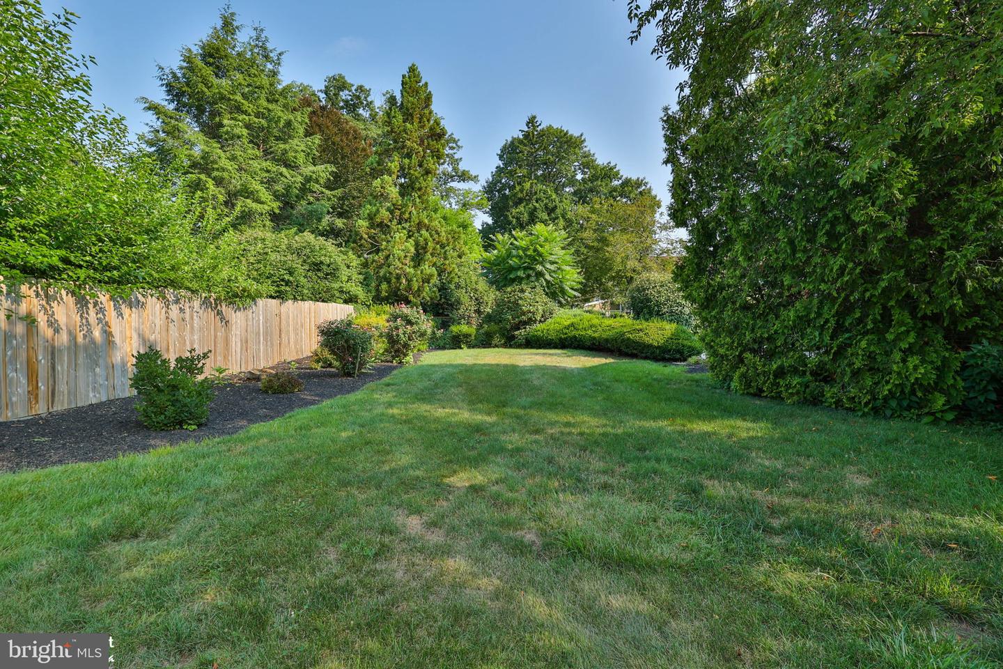 926 N Arch St Property Photo 37