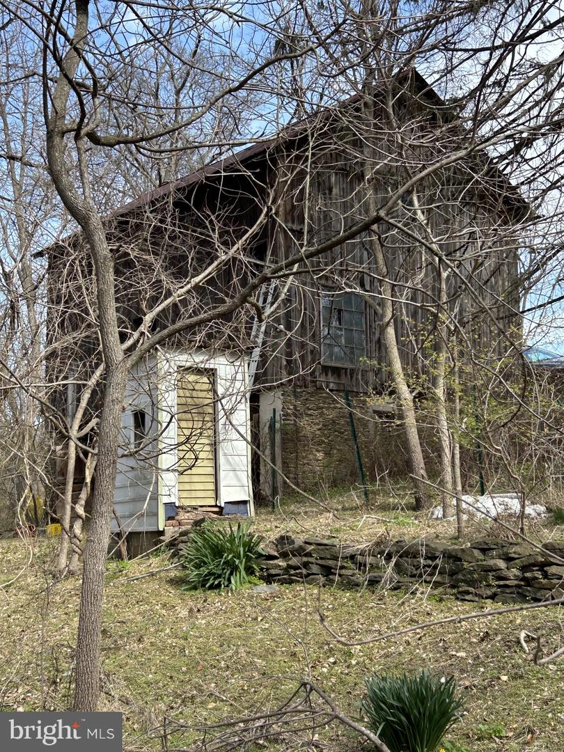 1846 & 1898 Independent Rd Property Photo 12
