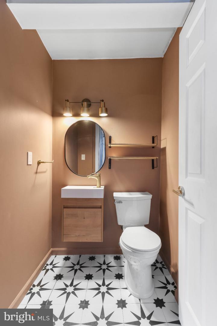 7588 Trexler Cir Property Photo 26