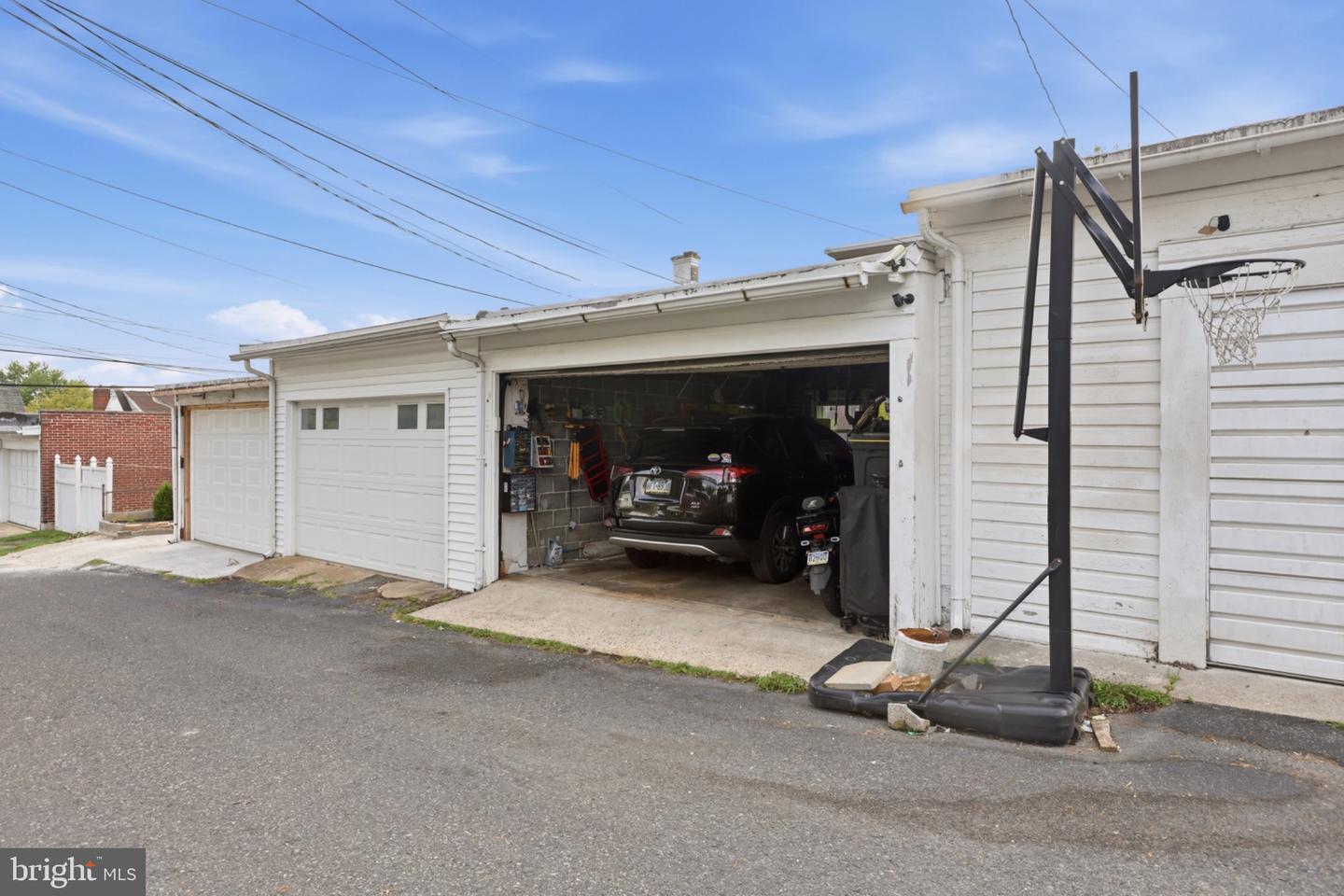 623 N Saint Elmo St Property Photo 19