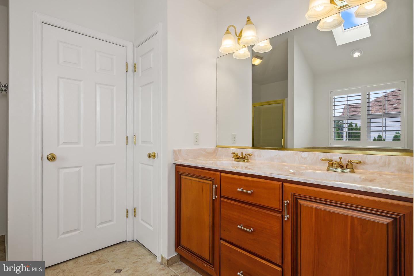 2305 Madeira Dr Property Photo 39